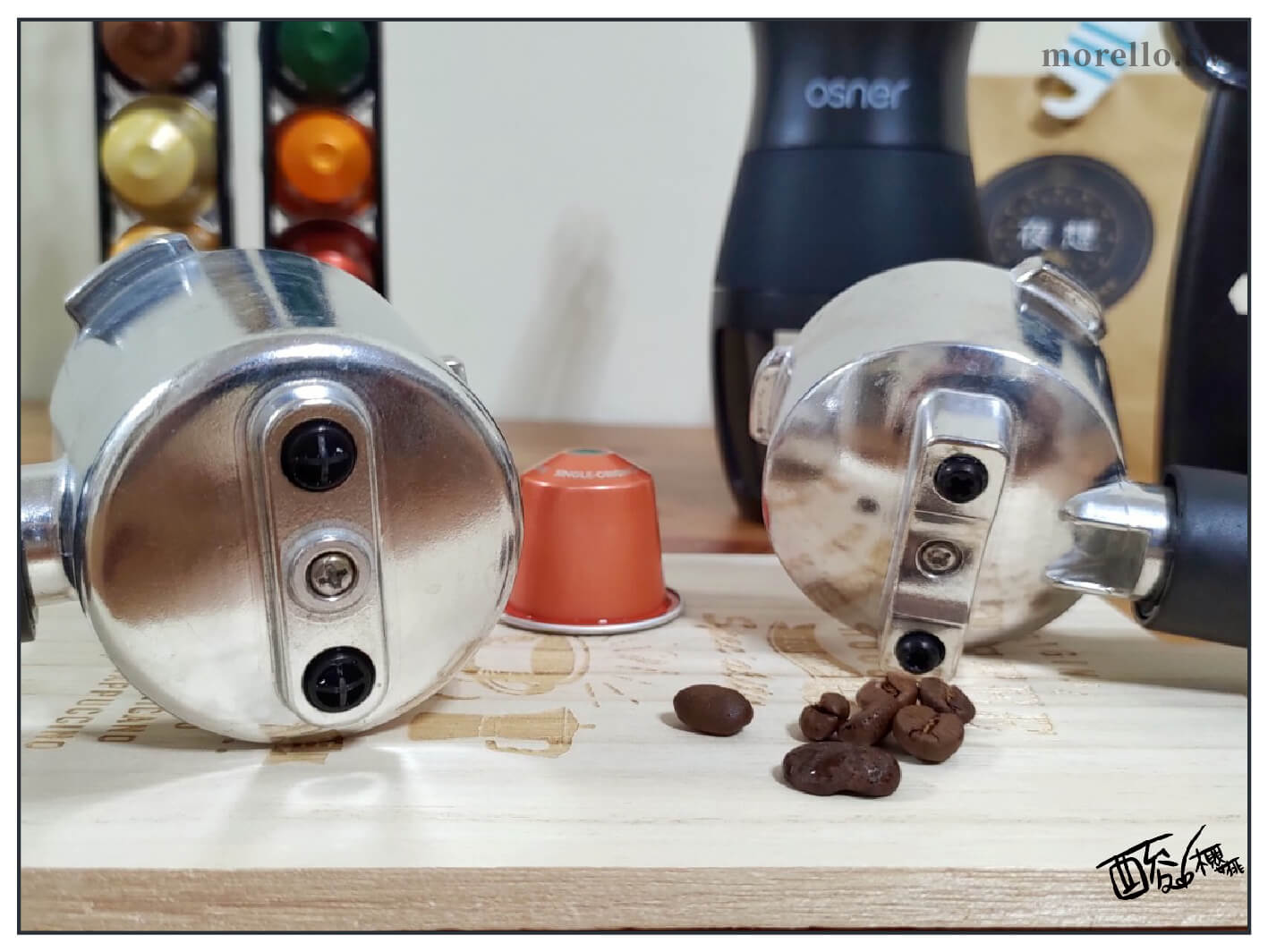 YIRGA CLASSIC 半自動義式咖啡機 的義式咖啡手柄與膠囊咖啡手柄皆可一次做兩杯咖啡